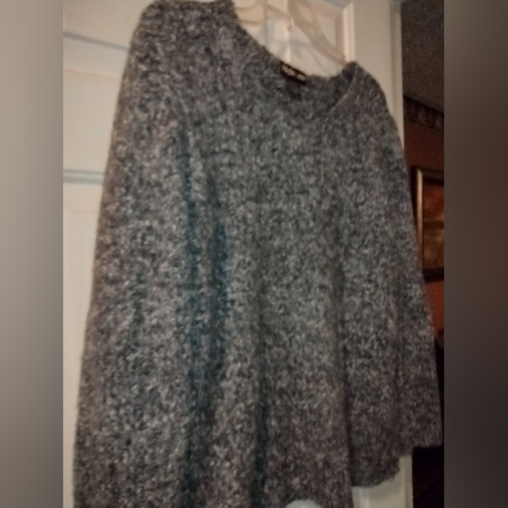 Style & Co. Marled Charcoal V-neck